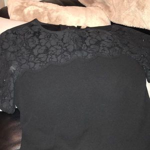 Anne Taylor blouse .. lace sleeve (short sleeve)